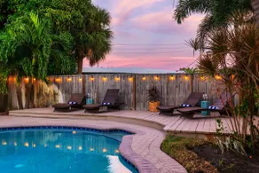Tropical Oasis Heated Pool 4Br Kings 1Mi To Beach - Image 2