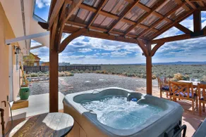 Miners Haven, 360° Views + Hot Tub! - Image 2