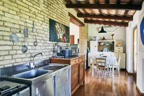 The house in the old granary - Image 4