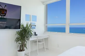 180 degree Oceanfront Renovated Beachfront Flat - Image 3