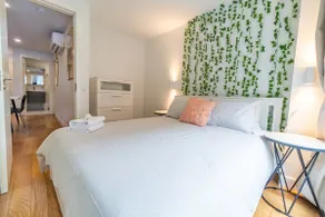 Chic 2BR Suite | Walk to Old Port - Image 5