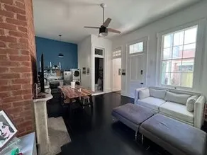 Lion House Apartment - Image 5