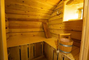 La Pré-cieuse Romantic Suite with Sauna, Jacuzzi, Spa - Image 4