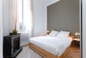 Suite avec baignoire Balnéo à 4min à pied du Vieux-Port - Image 3