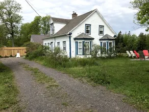 Quaco Cottages - The Shipbuilder's Cottage-Two Century Old Charm - Image 2