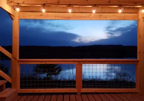 River Road Abode: breathtaking river views - Image 2
