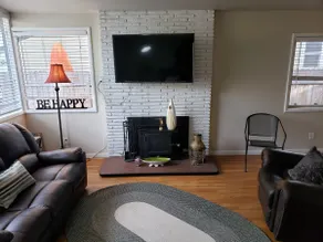 Boise North Mid Century Charmer 3 bed/2 bath - Image 3