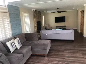 Spacious & family Comfort Waterfront near Beach - Image 5