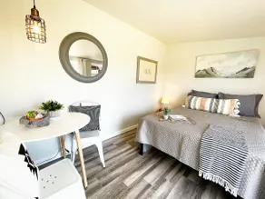 Tranquility Glamping Cabin:Yoga/Hike/Swim @13Acres - Image 2