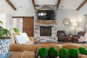 4.5 Acre Farmhouse in Wine Country w/Hot Tub - Image 4