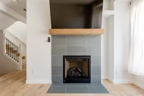 Gorgeous Home At The Center of Everything - Image 5