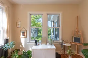 Sunny Artist’s Home Filled with Plants - Image 4