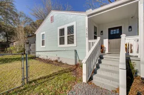 Arthouse, freshly renovated 2 bedroom residential - Image 2