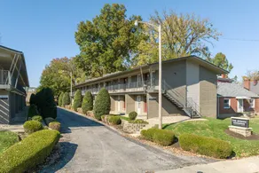 24-2 Queen Beds-1 Bath-Pet Friendly-2nd Floor - Image 4