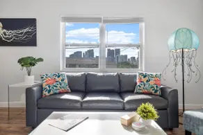 Minutes to Brickell | Downtown View | Free Parking - Image 5