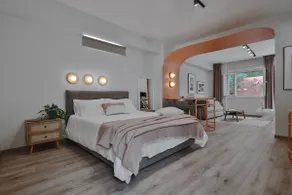 Superior double room with private balcony - Image 3