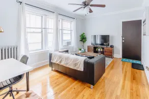 Cozy and Intimate 1BR in Lively Lincoln Square - Image 5