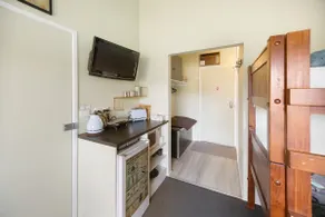 Family Studio #3 - King+Bunks - Pool & Bus Buller - Image 5