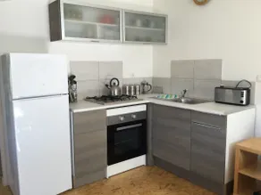 Lovely one Bedroom Apartment. Sleeps up to 4 - Image 5