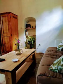 Studio surrounded by nature - Image 3