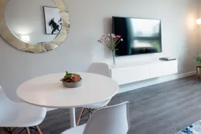 Luxury Apt with Parking and Gym | Downtown at Yale - Image 4