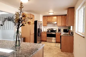Spacious and Quiet Home in Centennial - 2 minutes from shopping and restaurants! - Image 2