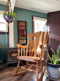 Secluded Bungalow 10 Mins to Downtown: The Hill - Image 5
