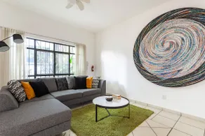 6 Charming apartment in downtown Cuerna. - Image 4
