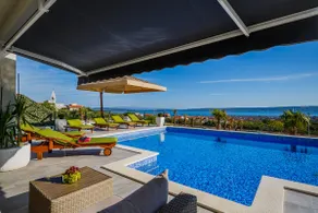 Villa Blue Wave con increíbles vistas al mar y gran calefacción - Image 4