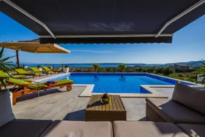 Villa Blue Wave con increíbles vistas al mar y gran calefacción - Image 3