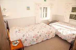Cosy period cottage in the Sussex Countryside - Image 5