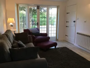 Beautiful guest suite in Hampshire - Image 5