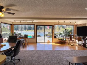 1 bedroom retro riverside home with view - Image 3