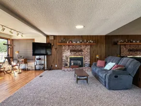 1 bedroom retro riverside home with view - Image 4