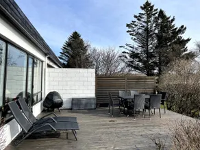 Lovely 3. bedroom family house whit nice garden - Image 4