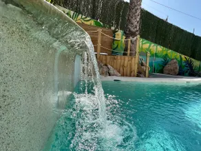 Waterfall House - Image 3