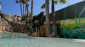 Waterfall House - Image 4