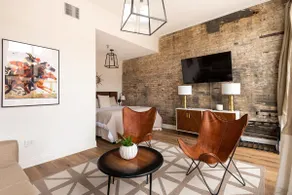The Churchill, historic Derby suite/Bourbon Trail! - Image 3