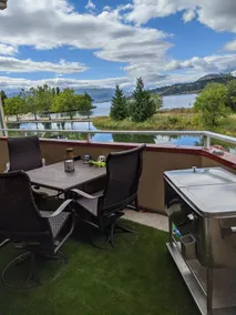 MyKelownaDiscovery Luxury w Pool & HotTub BC LEGAL - Image 2