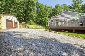 Large Private House on 5 Wooded Acres. Total Privacy! - Image 3