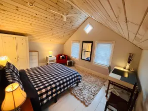 Hygge House- Backyard Hiking, Bethel Woods - Image 2