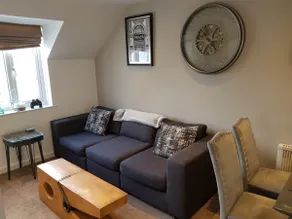 FREE PARKING👍 DOG FRIENDLY😃 CENTRAL😎 MODERN⛰ - Image 3