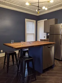 Chic Apt in Neighborhood of the Arts - Image 4
