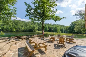 IHR EIGENER PRIVATER 12 ACRE SEE UND INSEL, 80 ACRE ZU ENTDECKEN & HOT TUB! - Image 4