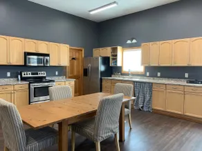 The Rose Ranch father-in-law suite - Image 4