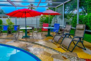 Clearwater Getaway Home med 3bedrooms 2bath & pool - Image 2