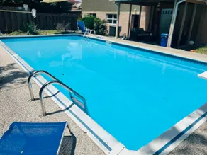 Cozy 3 BR house w/POOL - Image 3