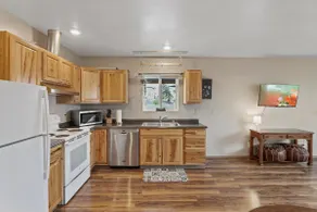 Hidden Gem, Rural, Apartment & Outdoor Life - Image 4