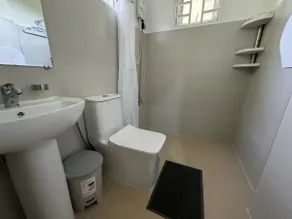 Lumbo HillSide House - Image 5