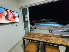 Penthouse - Private Jacuzzi -Sleeps 17 -5 Bedroom - Image 3